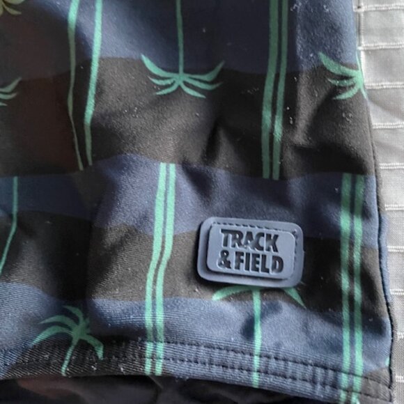 Track & Field swimsuit made in Brazil size M - Picture 2 of 5